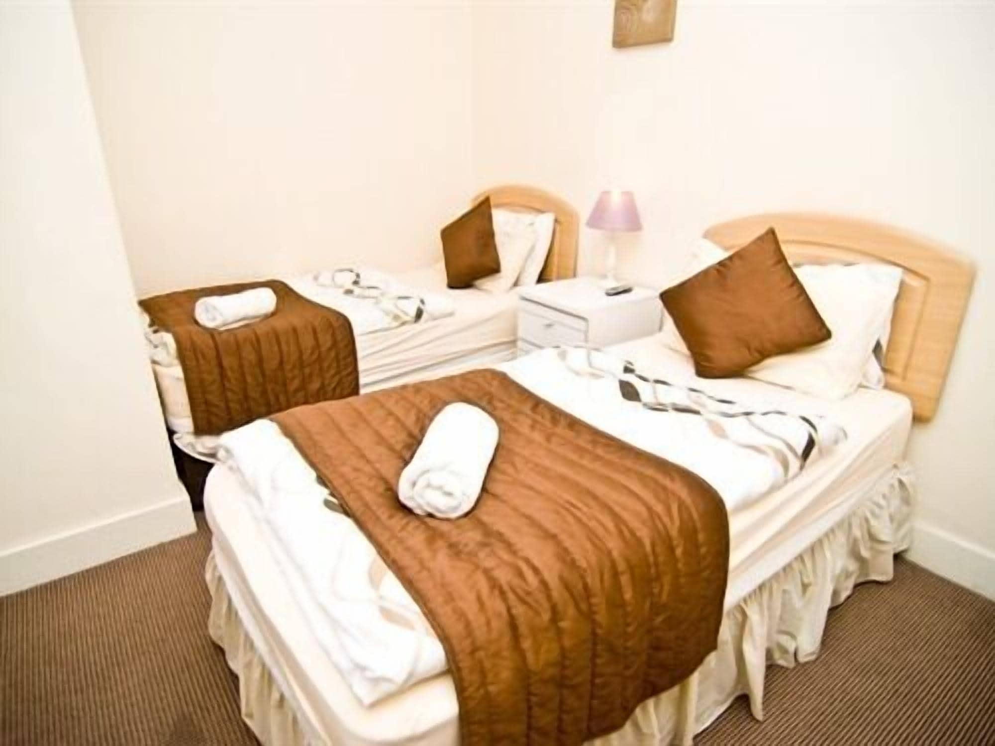 Skylark Guest House Hounslow Kültér fotó