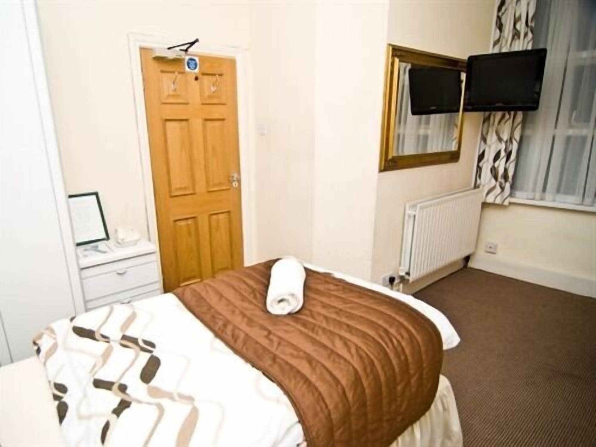 Skylark Guest House Hounslow Kültér fotó