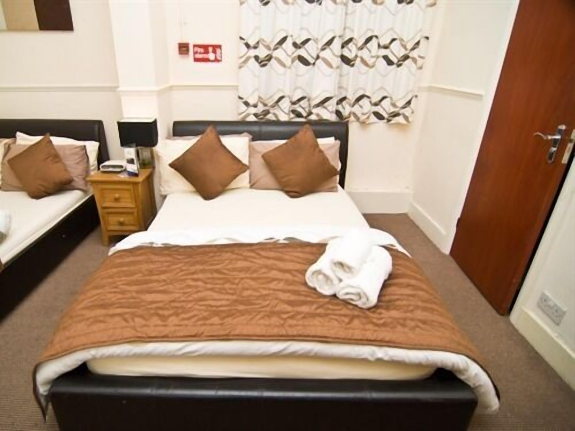 Skylark Guest House Hounslow Kültér fotó
