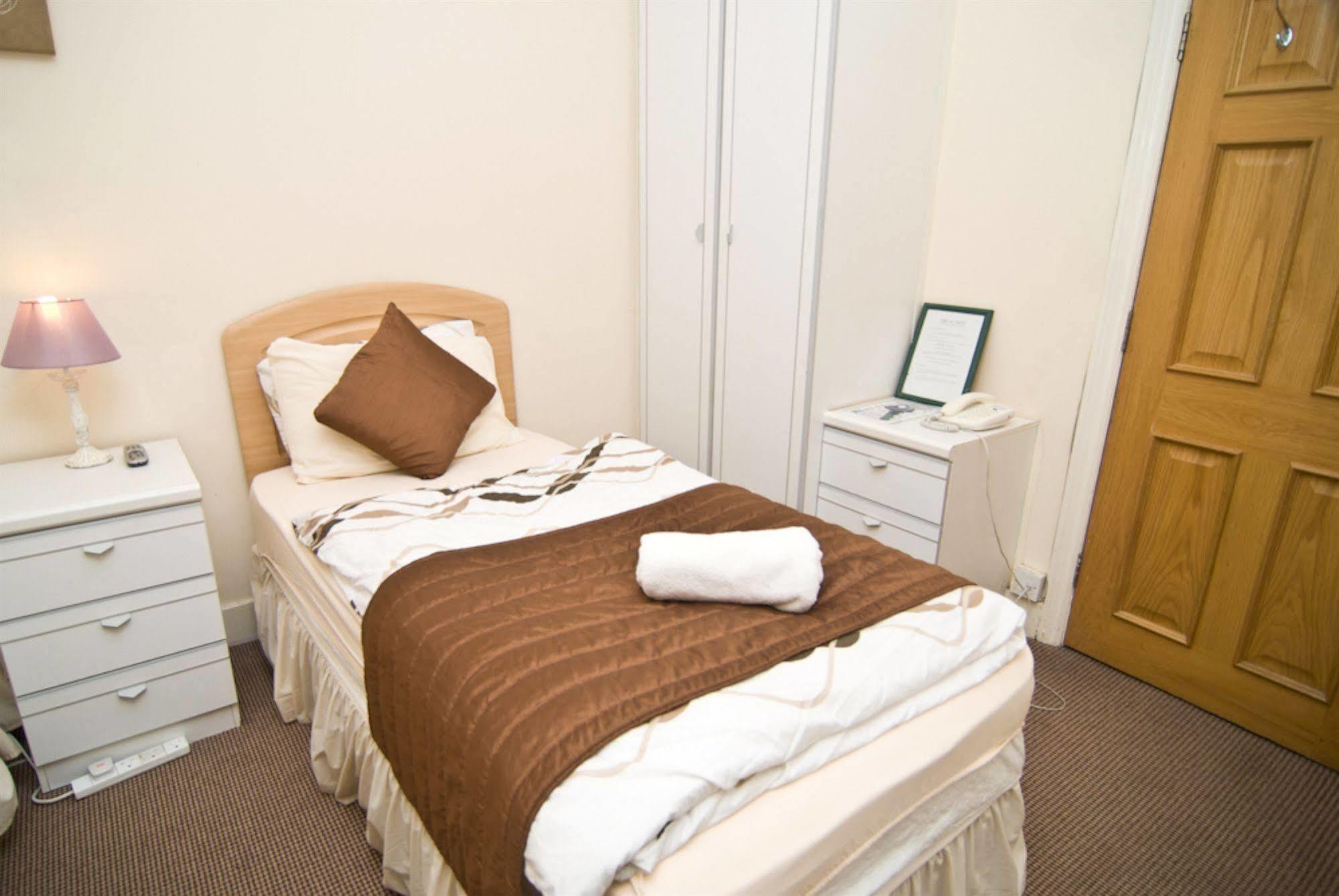 Skylark Guest House Hounslow Kültér fotó